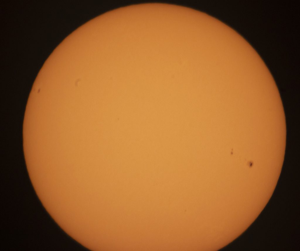Sun in white light and Barlow April 21, 2023